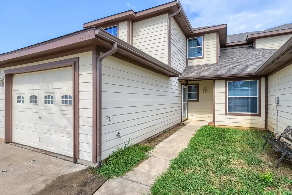 5210 Mountain Spring Trail Fort Worth TX 76123