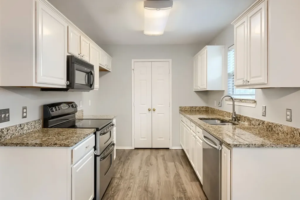 5210 Mountain Spring Trail Fort Worth TX 76123
