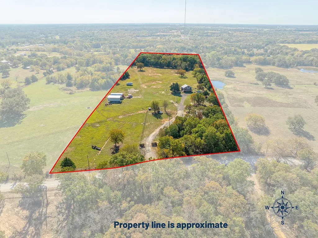 1696 County Road 222 Gainesville TX 76240