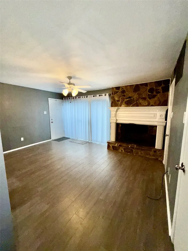 7855 Meadow Park Drive Dallas TX 75230