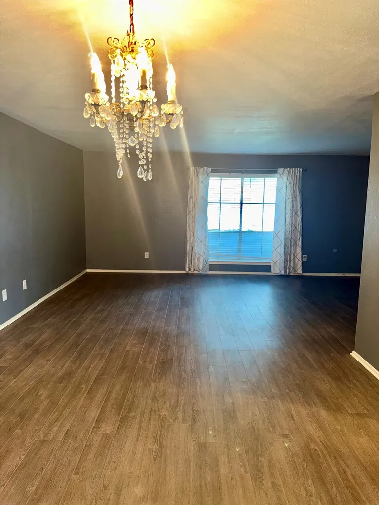 7855 Meadow Park Drive Dallas TX 75230
