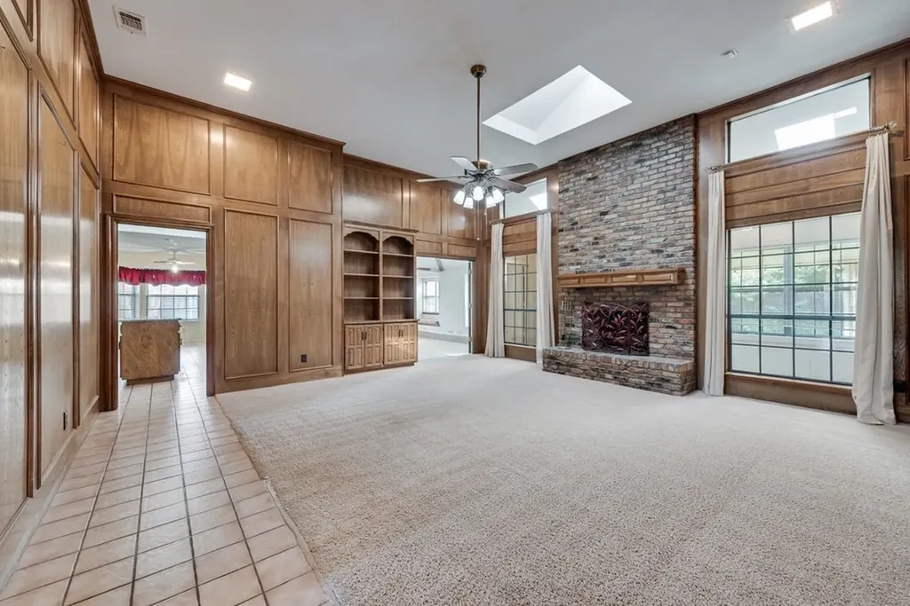 7005 Lake Mead Boulevard Arlington TX 76016