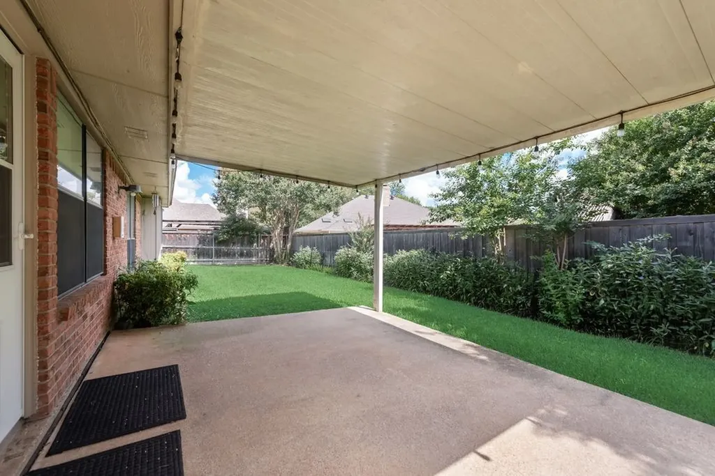 7005 Lake Mead Boulevard Arlington TX 76016