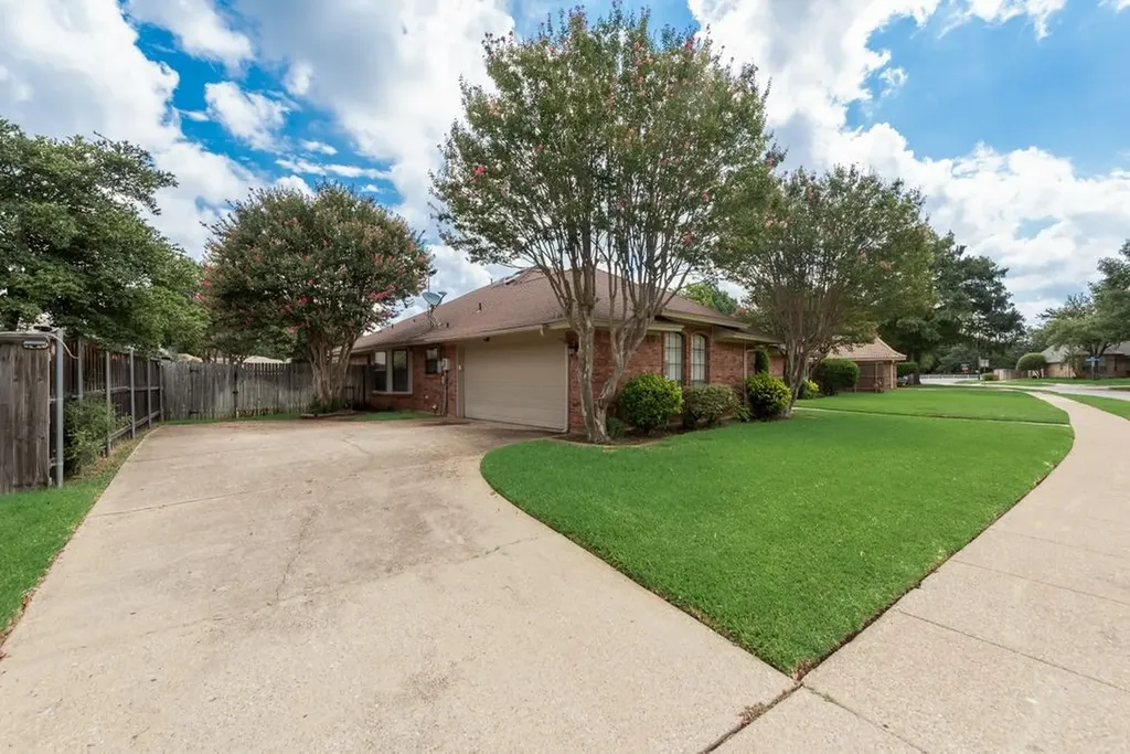 7005 Lake Mead Boulevard Arlington TX 76016