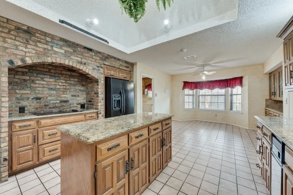 7005 Lake Mead Boulevard Arlington TX 76016