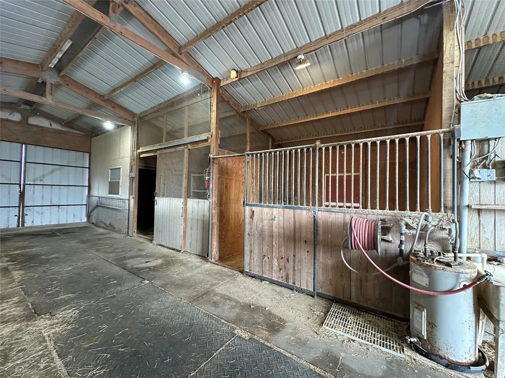 377C County Road 3244 Hico TX 76457