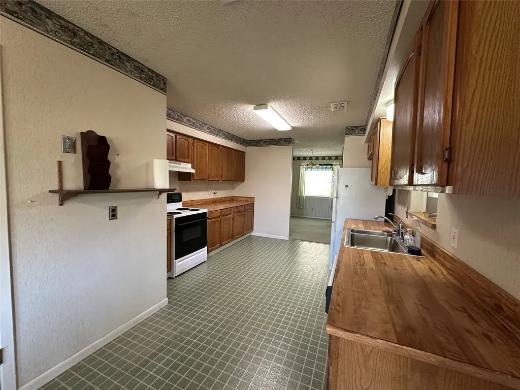 377C County Road 3244 Hico TX 76457