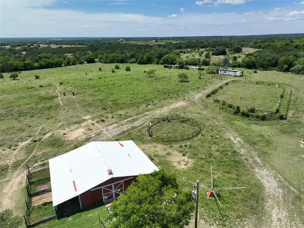 377C County Road 3244 Hico TX 76457