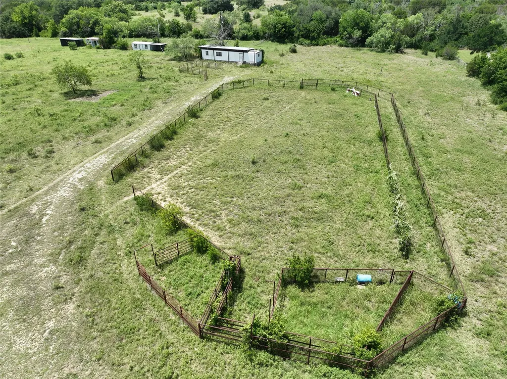 377C County Road 3244 Hico TX 76457