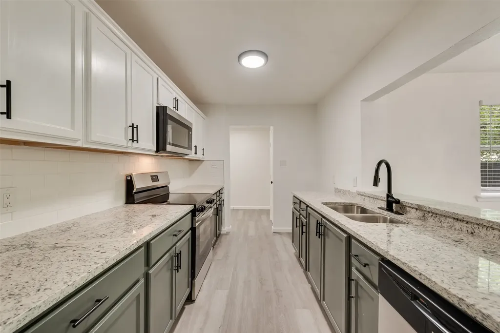 3715 Maxwell Court Arlington TX 76015