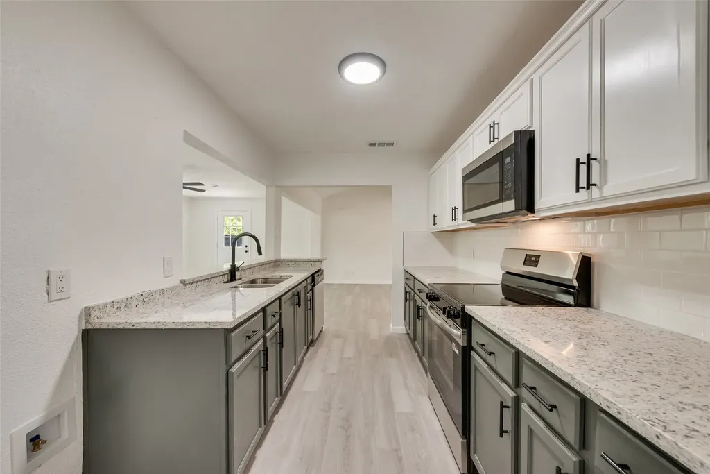 3715 Maxwell Court Arlington TX 76015