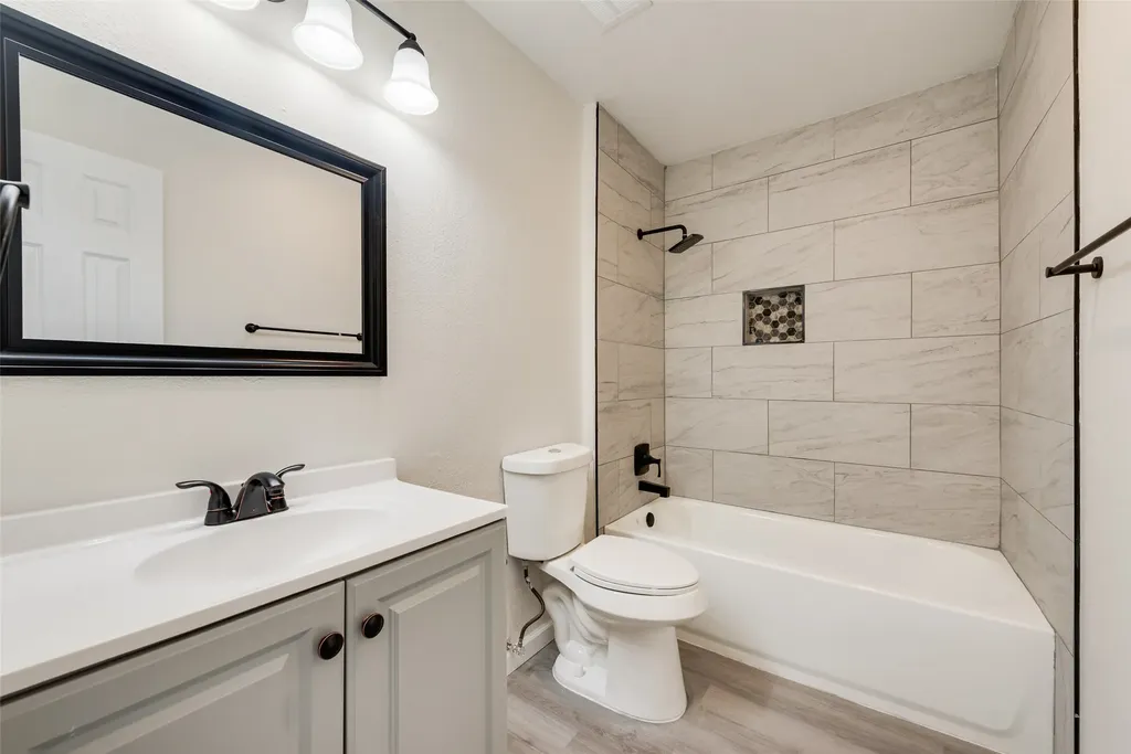 3715 Maxwell Court Arlington TX 76015