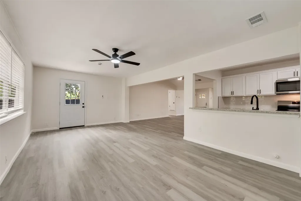 3715 Maxwell Court Arlington TX 76015