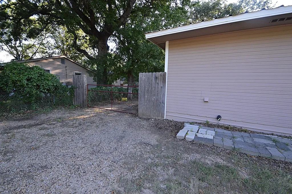 201 Kirk Lane West Tawakoni TX 75474