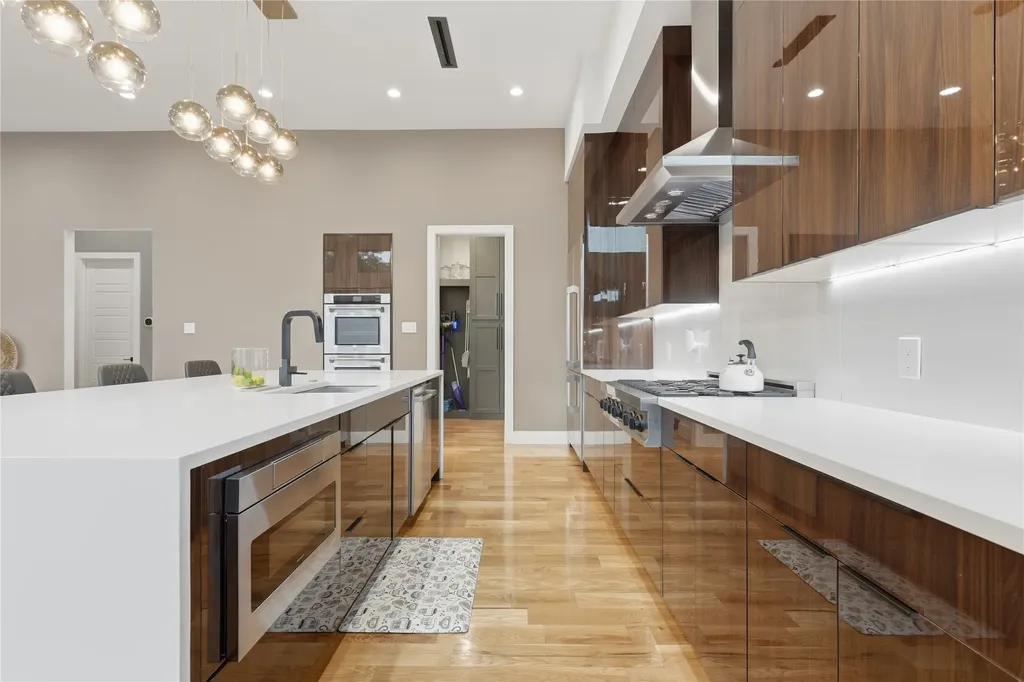 1608 Matagorda Drive Dallas TX 75232