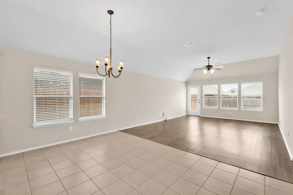 2120 Blakely Court Fort Worth TX 76134