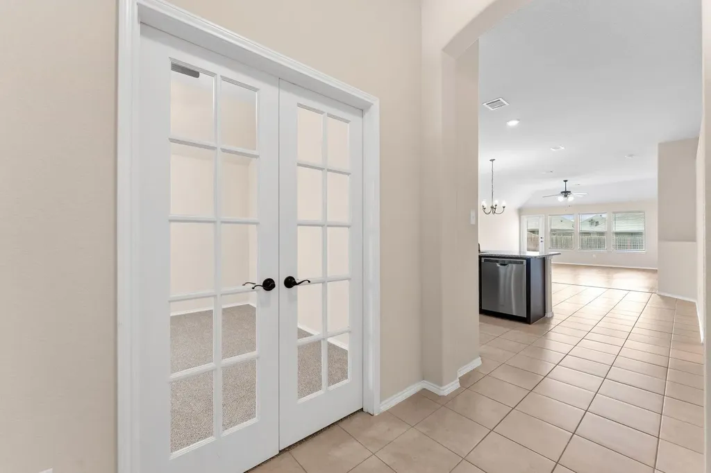 2120 Blakely Court Fort Worth TX 76134