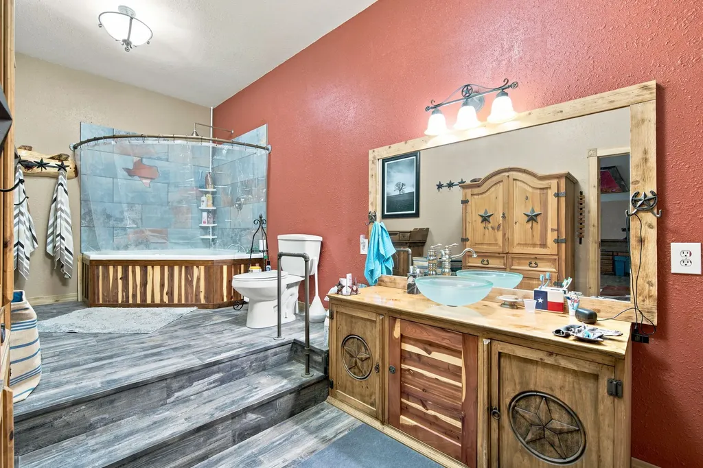 5821 Waterworks Road Midlothian TX 76065