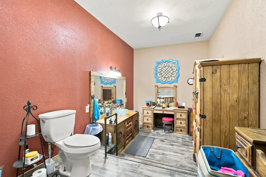5821 Waterworks Road Midlothian TX 76065