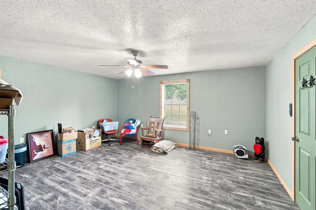 5821 Waterworks Road Midlothian TX 76065