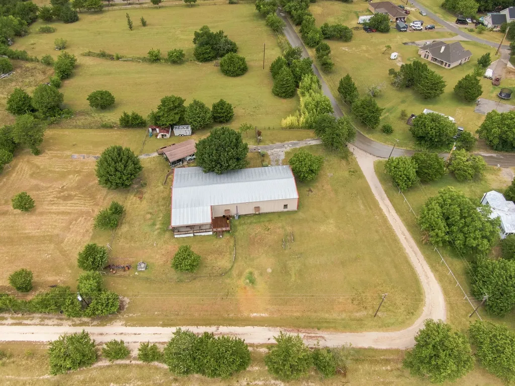 5821 Waterworks Road Midlothian TX 76065