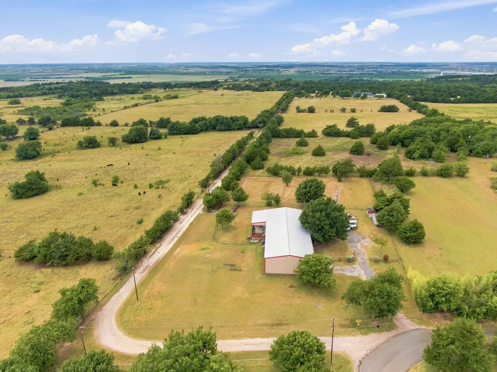 5821 Waterworks Road Midlothian TX 76065