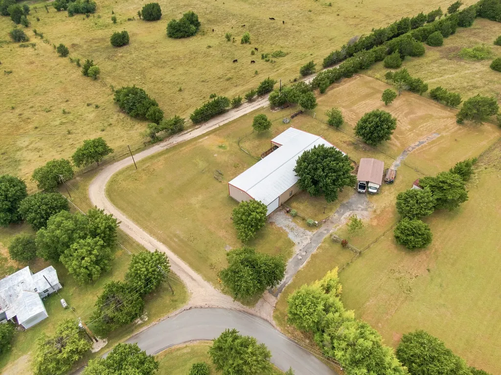 5821 Waterworks Road Midlothian TX 76065