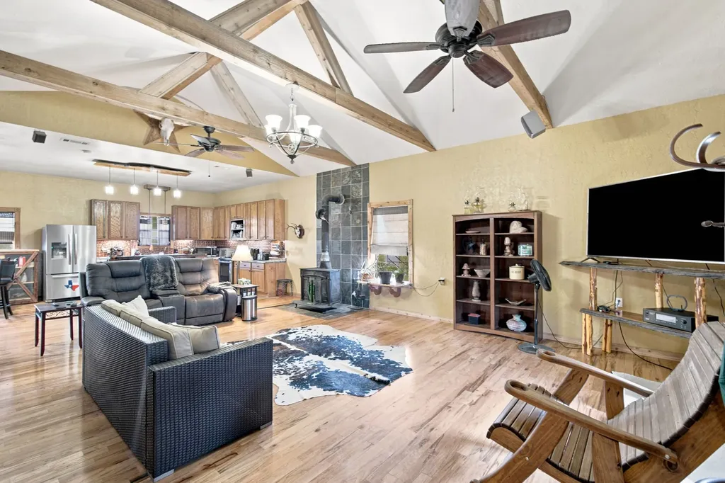 5821 Waterworks Road Midlothian TX 76065