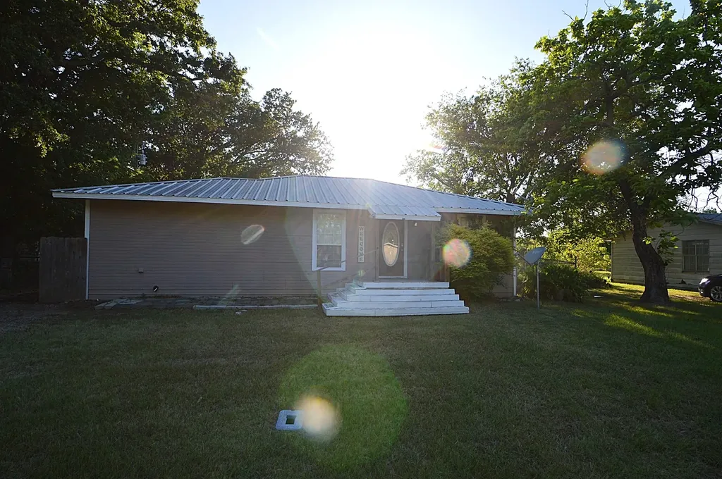 201 Kirk Lane West Tawakoni TX 75474
