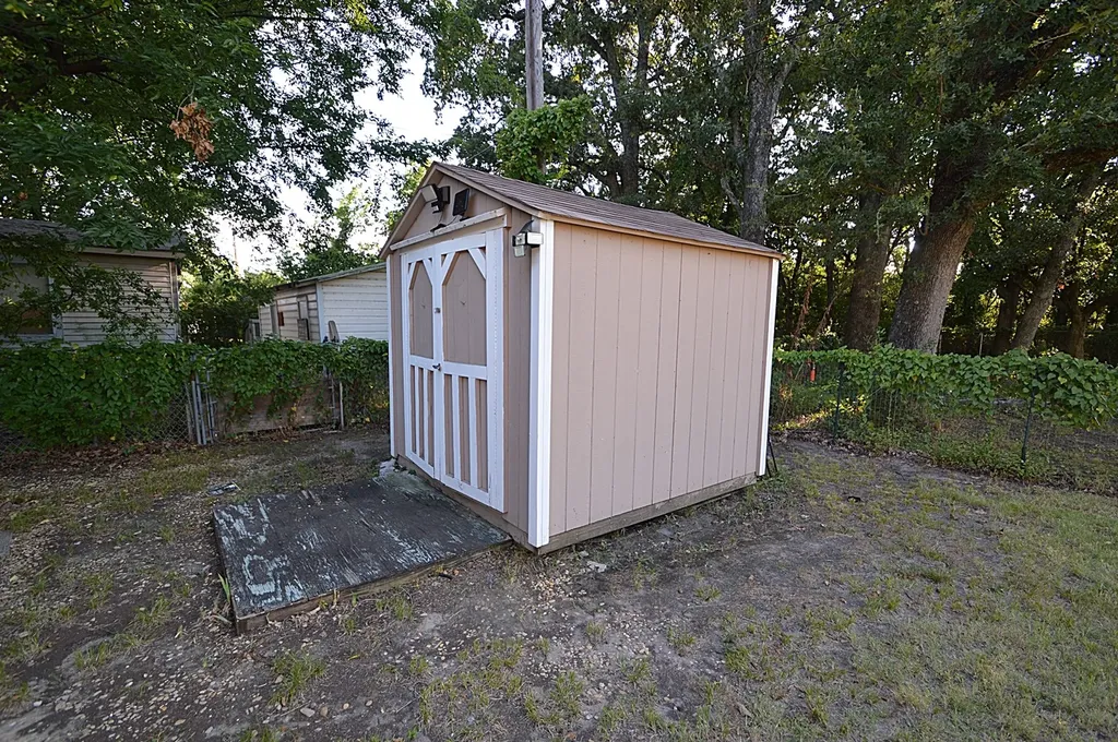 201 Kirk Lane West Tawakoni TX 75474