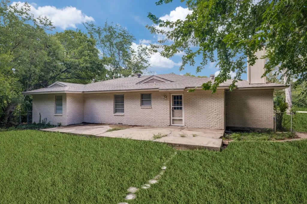 3110 Heather Lane Denton TX 76209