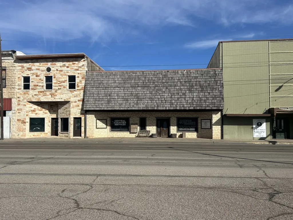 615 E Main Street Gatesville TX 76528