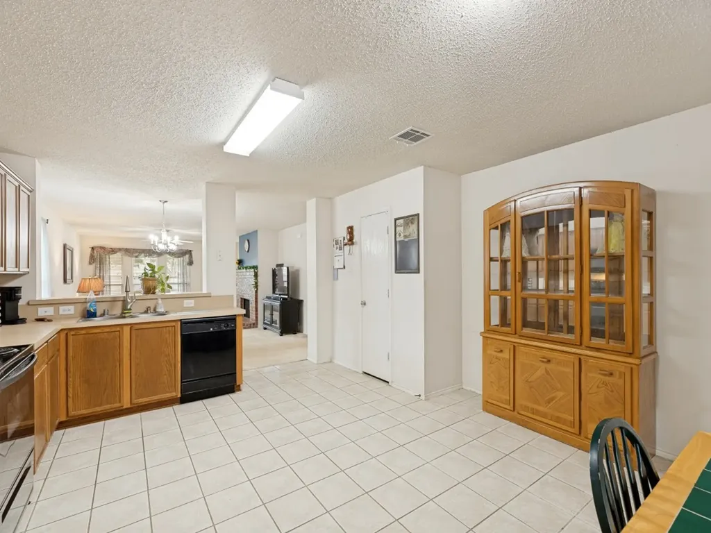 9809 Nixon Drive Mckinney TX 75072