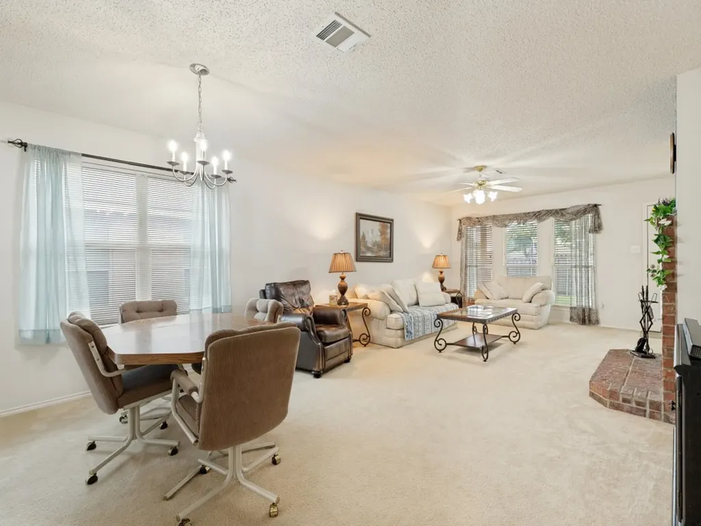 9809 Nixon Drive Mckinney TX 75072