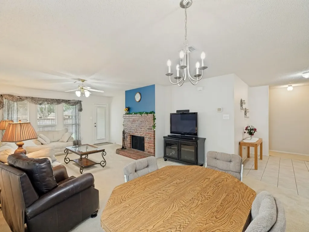 9809 Nixon Drive Mckinney TX 75072