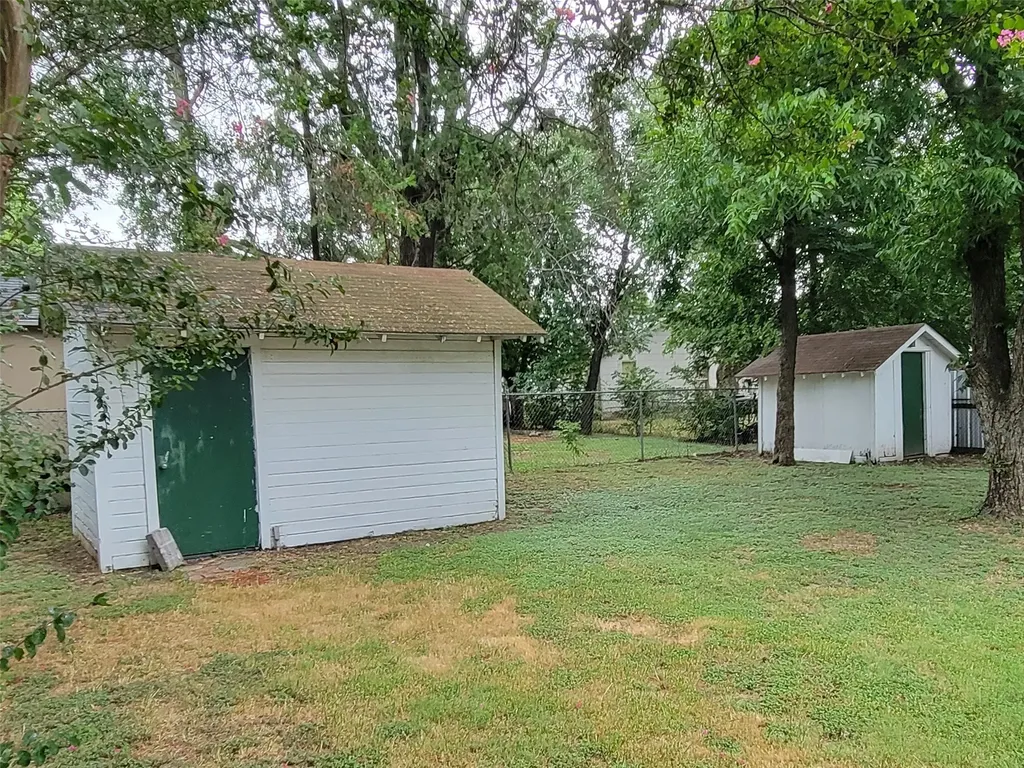 3513 Bluebird Street Waco TX 76705