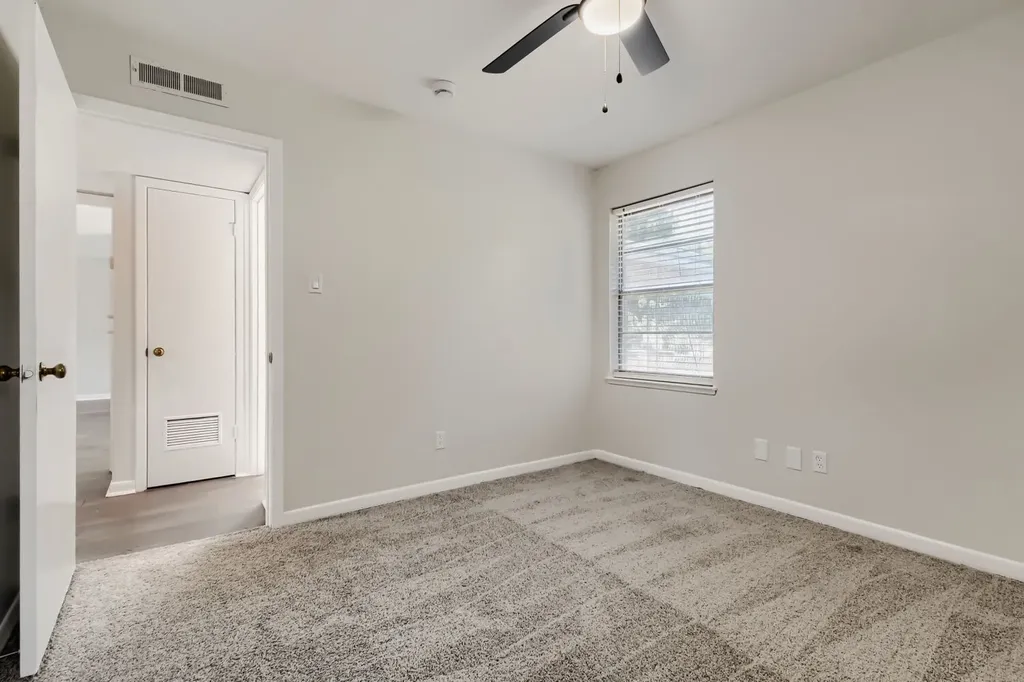 1405 Oak Grove Road Fort Worth TX 76134