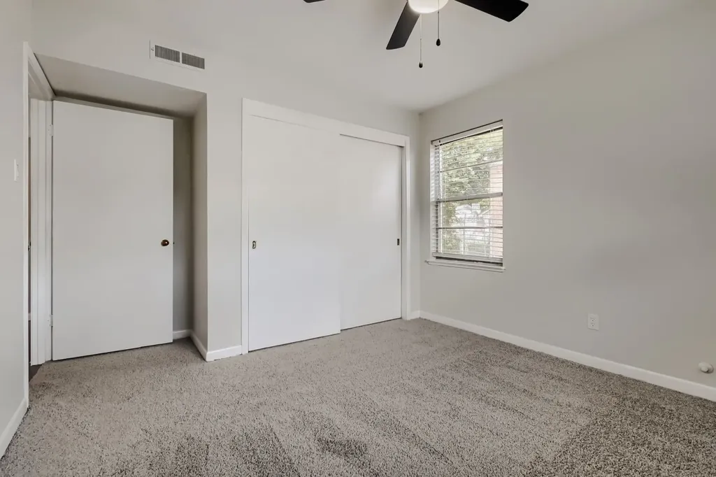 1405 Oak Grove Road Fort Worth TX 76134