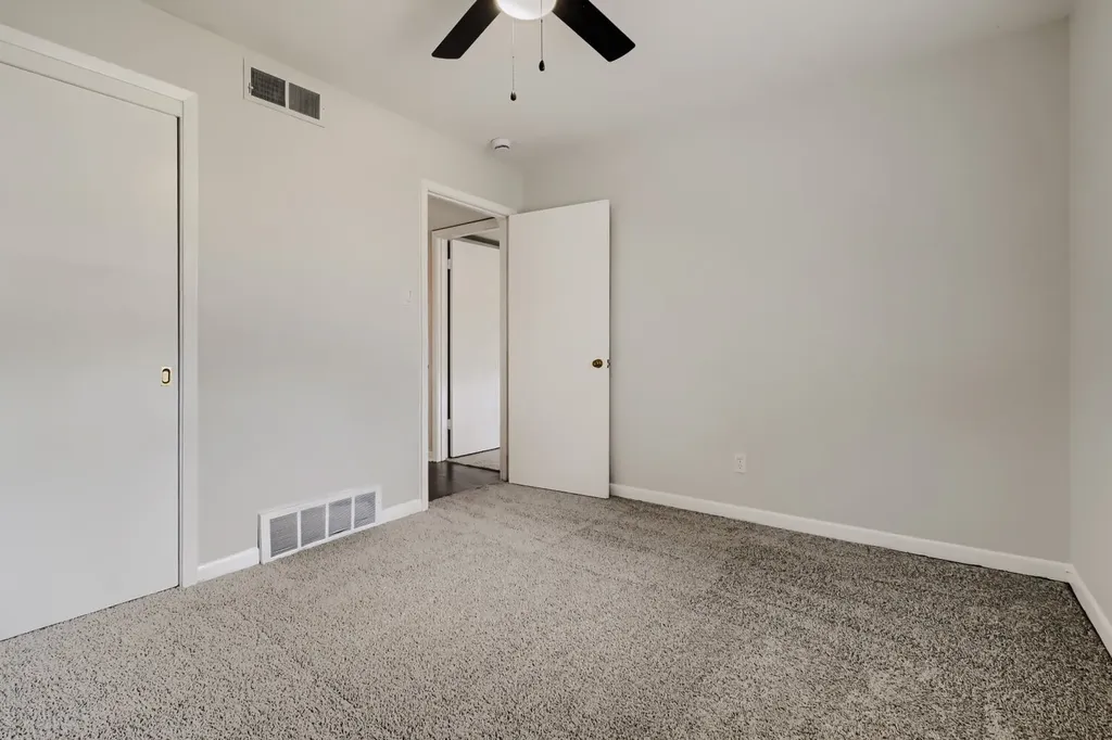 1405 Oak Grove Road Fort Worth TX 76134