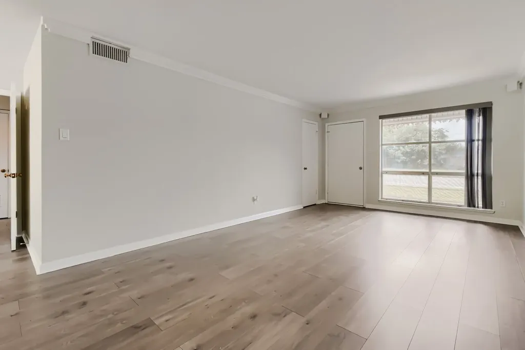 1405 Oak Grove Road Fort Worth TX 76134