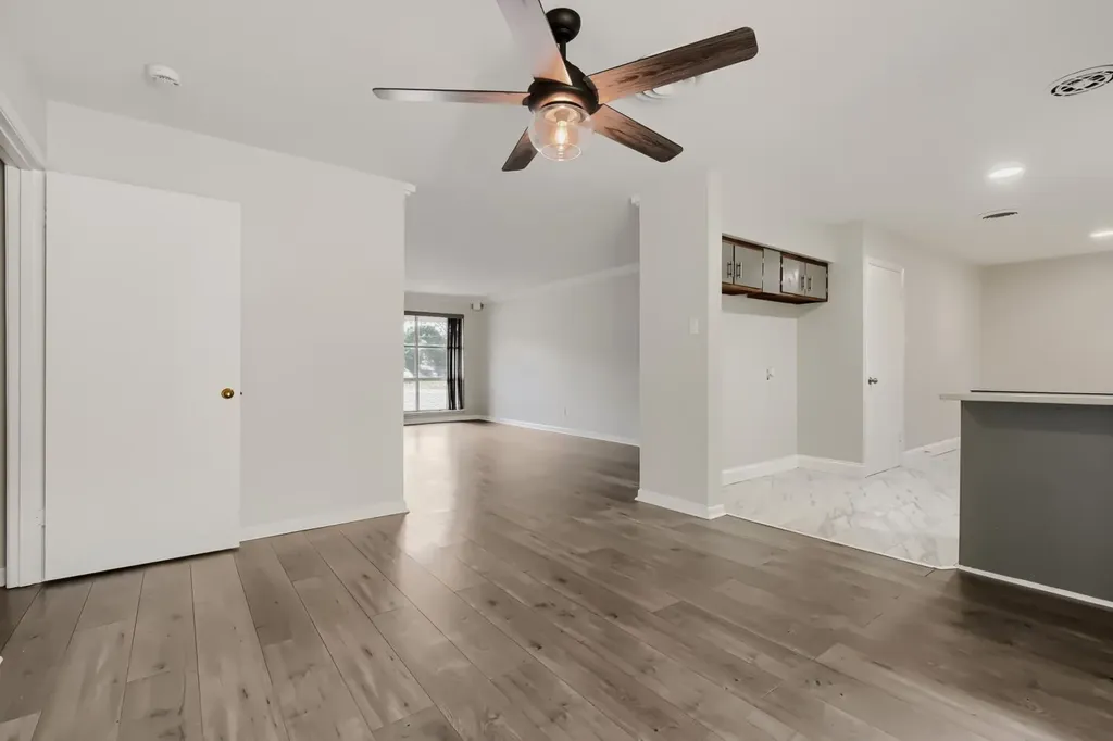 1405 Oak Grove Road Fort Worth TX 76134