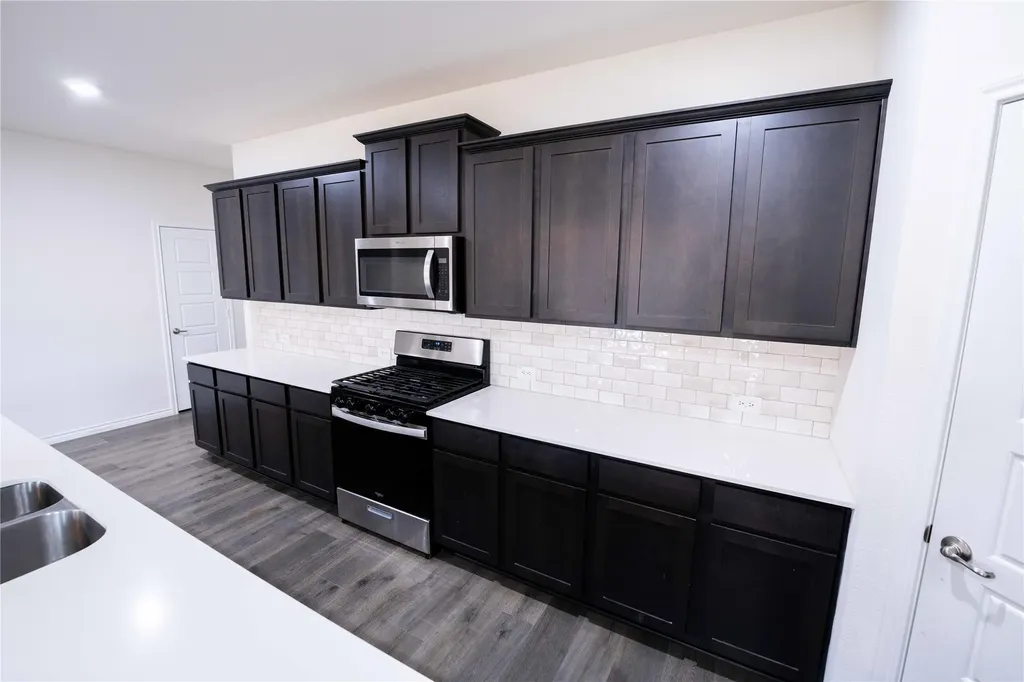 9820 Elk Falls Lane Aubrey TX 76227
