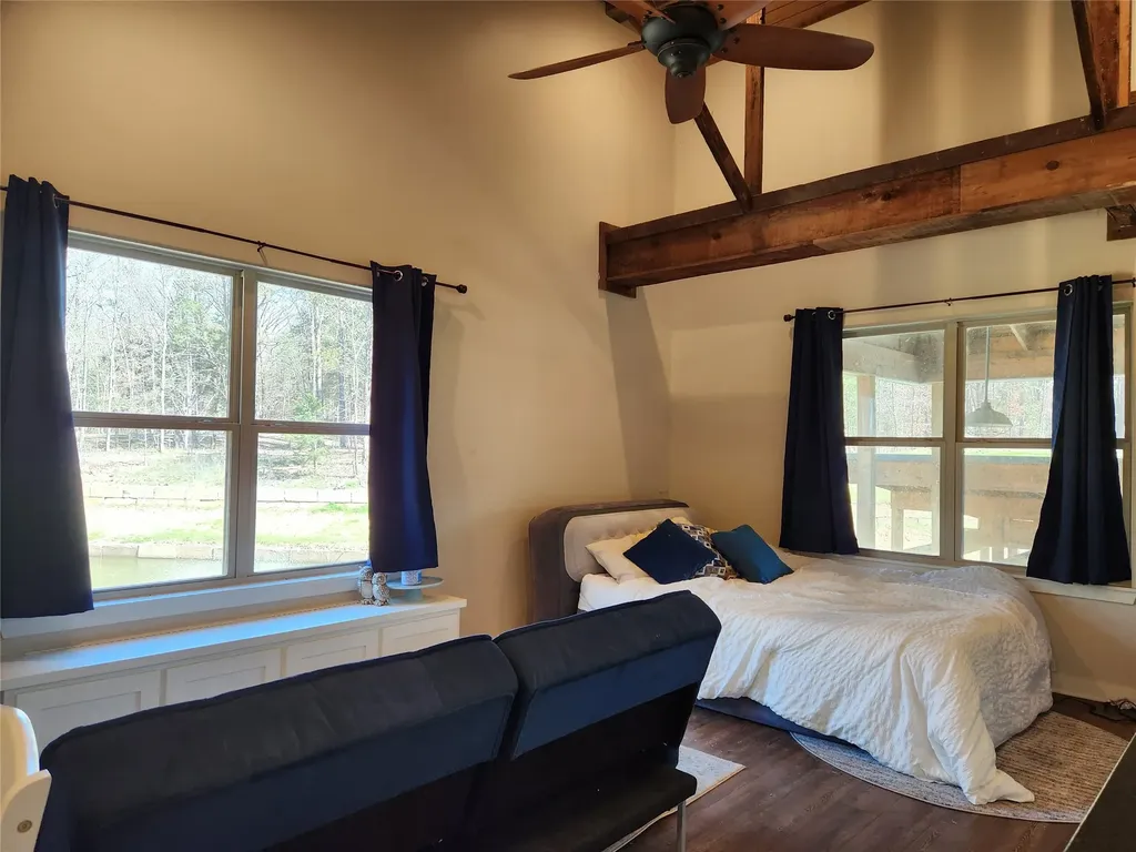22540 Cr 1174 Bullard TX 75757