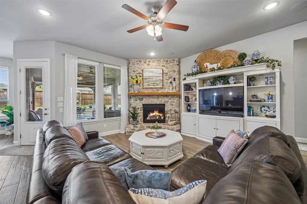 817 Harlan Court Murphy TX 75094