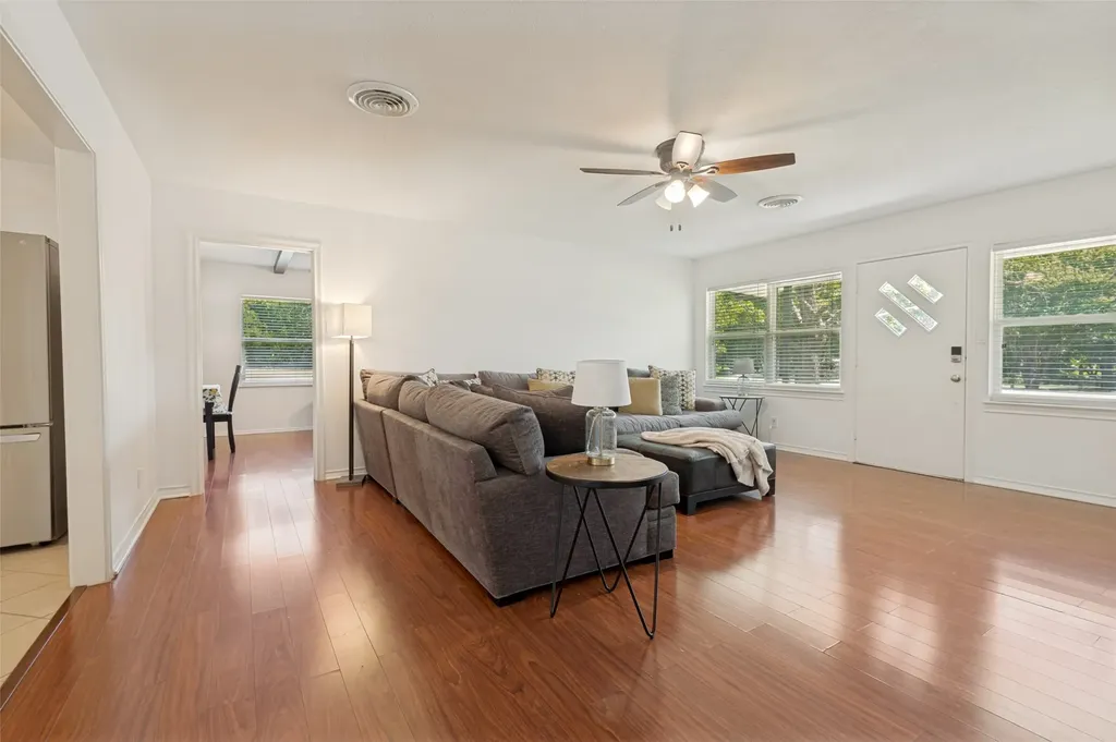 2201 Lake Coves Drive Flower Mound TX 75022