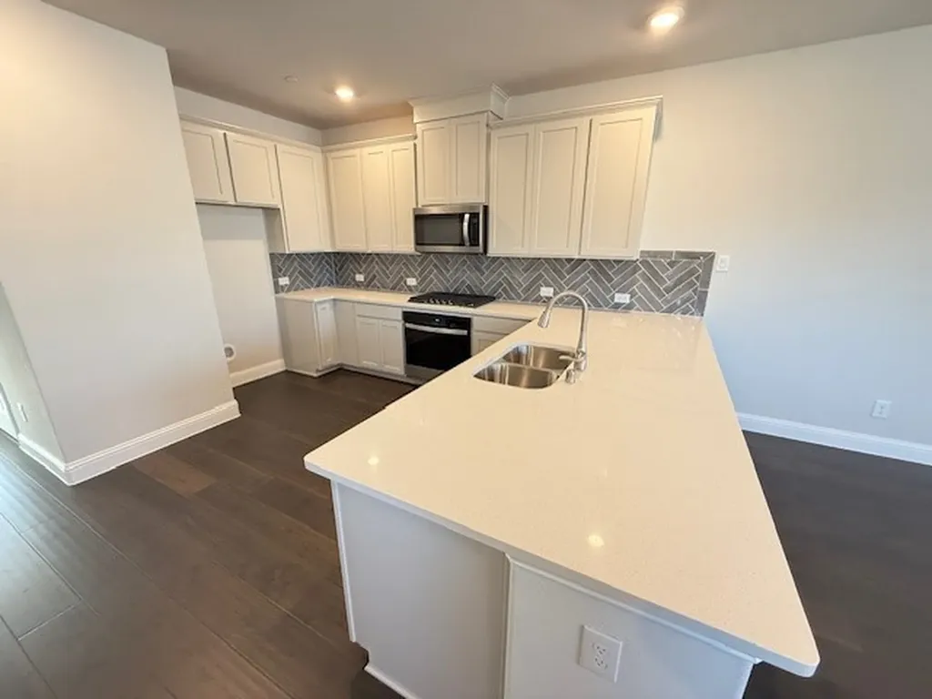 305 Blackthorne Drive Plano TX 75074