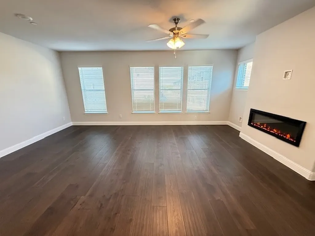 305 Blackthorne Drive Plano TX 75074