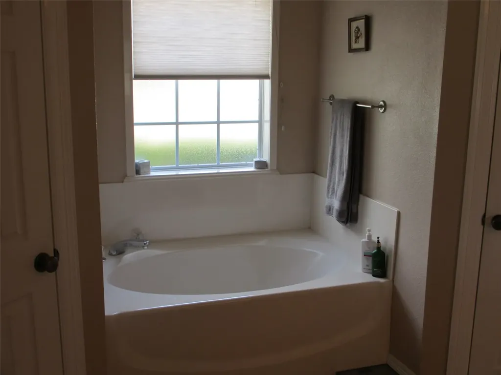 3911 Fm 67 Itasca TX 76055