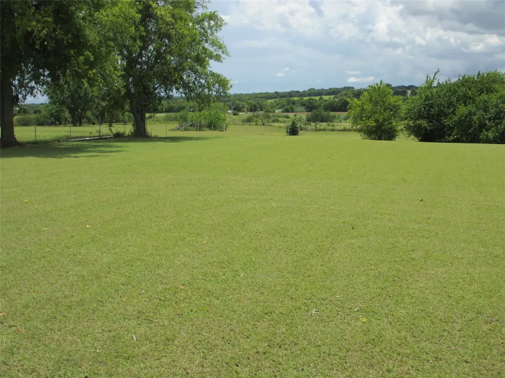 3911 Fm 67 Itasca TX 76055