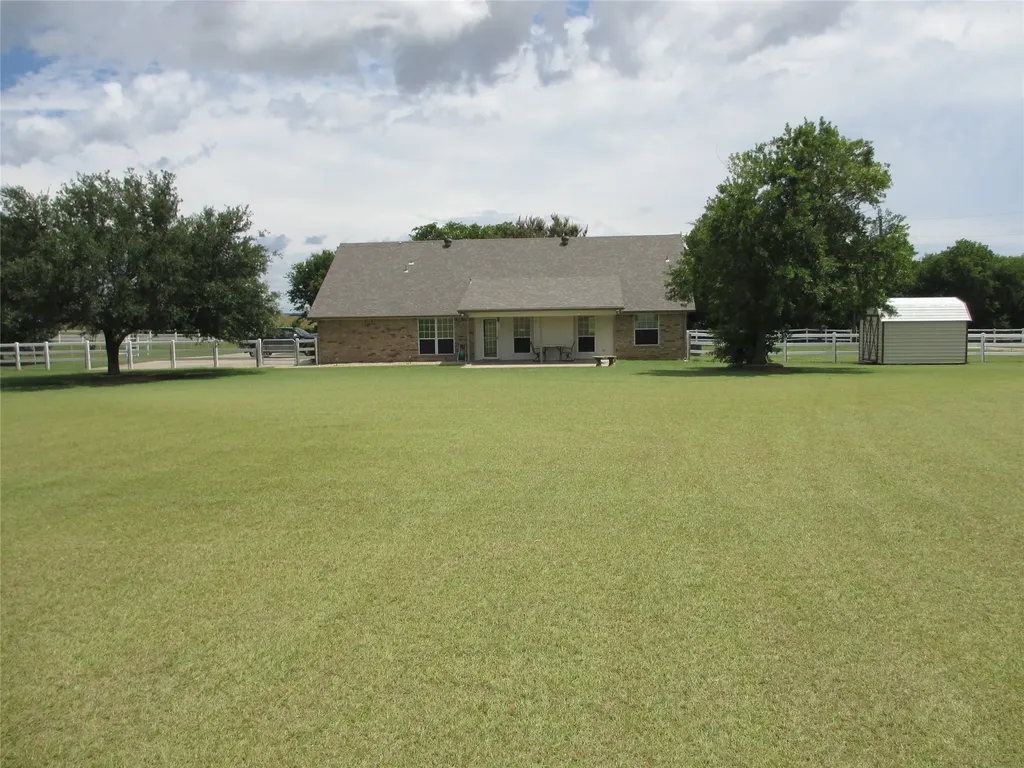 3911 Fm 67 Itasca TX 76055
